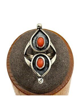 VTG Sterling Silver 925 Coral Native American Split Shoulders Ring Size 5.75